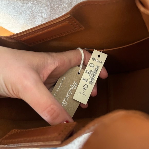 NWT Madewell Brown Leather Shoulder Bag - Picture 3 of 6
